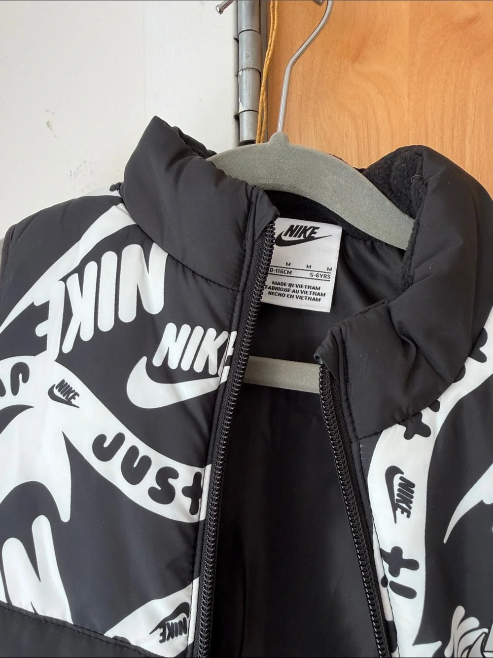 Nike children sleeveless